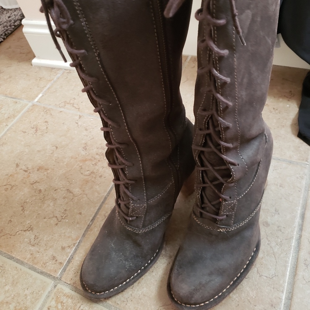 Rare Frye boots